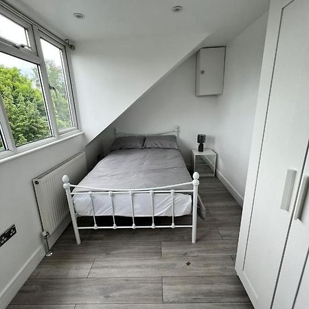 Lovely 2 Bedroom Flat With Roof Terrace In London Nw6 外观 照片