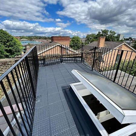 Lovely 2 Bedroom Flat With Roof Terrace In London Nw6 外观 照片