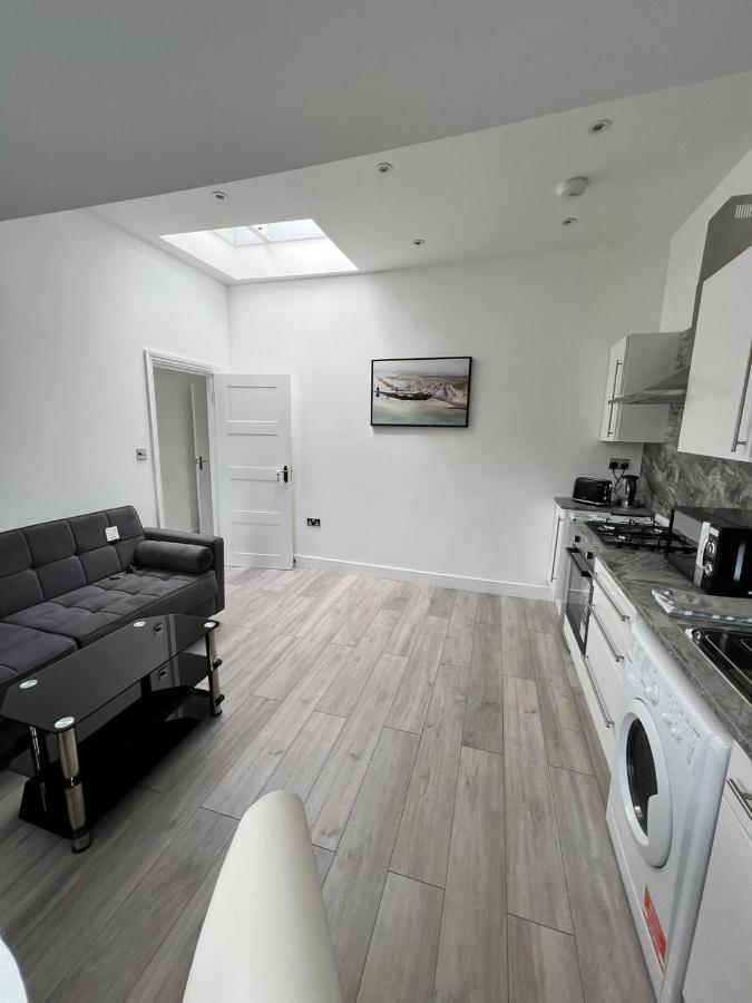 Lovely 2 Bedroom Flat With Roof Terrace In London Nw6 外观 照片