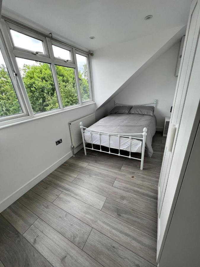 Lovely 2 Bedroom Flat With Roof Terrace In London Nw6 外观 照片