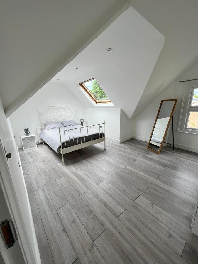 Lovely 2 Bedroom Flat With Roof Terrace In London Nw6 外观 照片